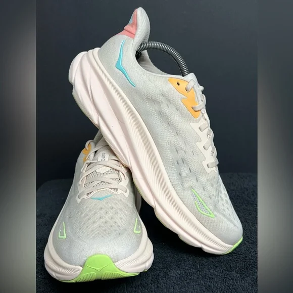 Hoka Women's Clifton 9 Lace Up Athletic Shoes Vanilla/Astral SIZE 10 D WIDE - Picture 5 of 12